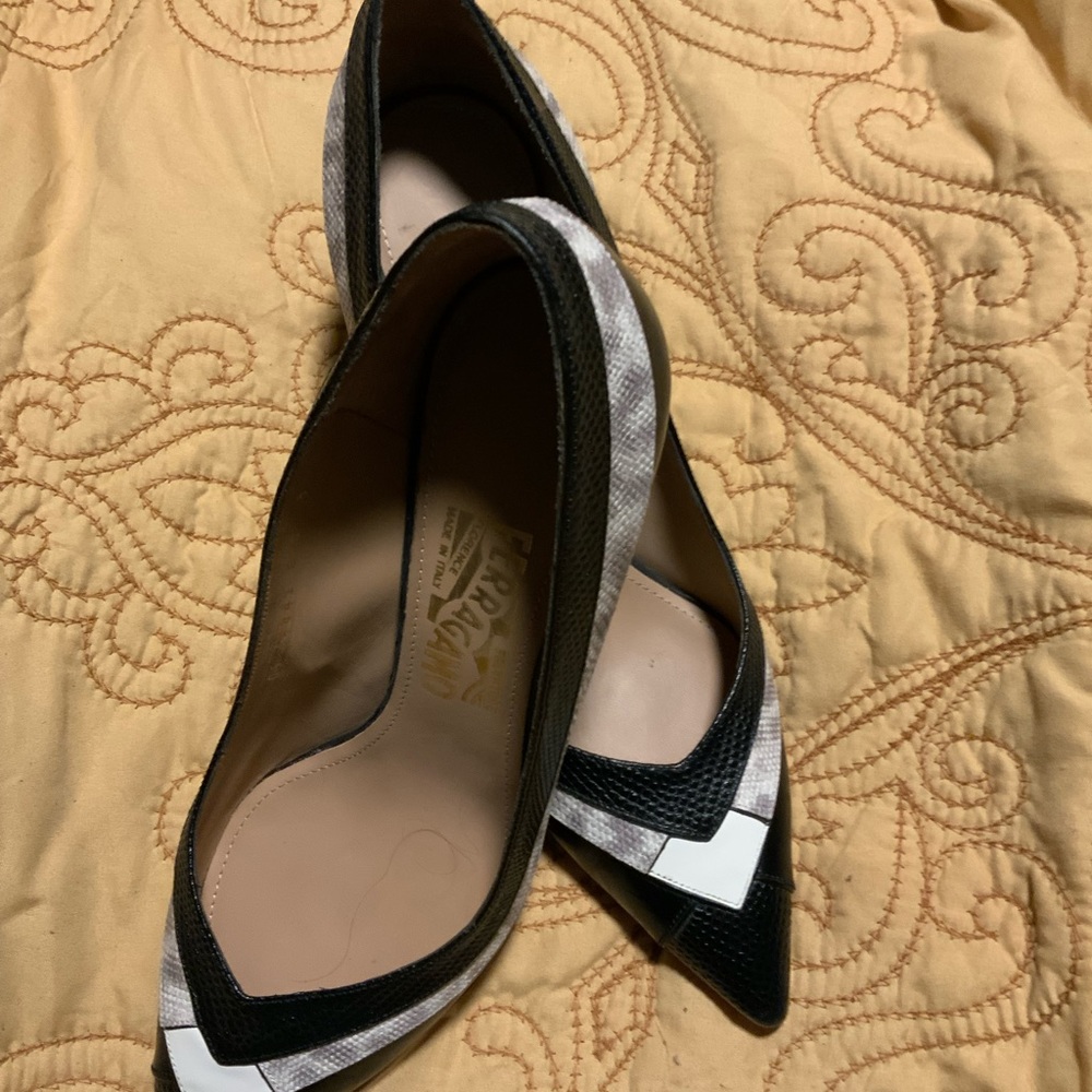 Salvatore Ferrara, black with gray and white like trim, size 8.5